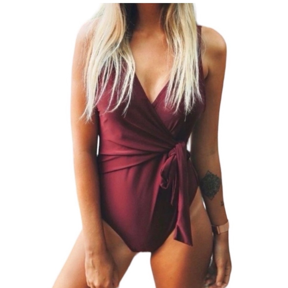 NWT Cupshe One Piece Swimsuit Wrap Side Tie Bathing Suit Size Large Burgundy - Picture 2 of 11
